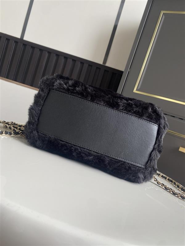 2026131205933900 700